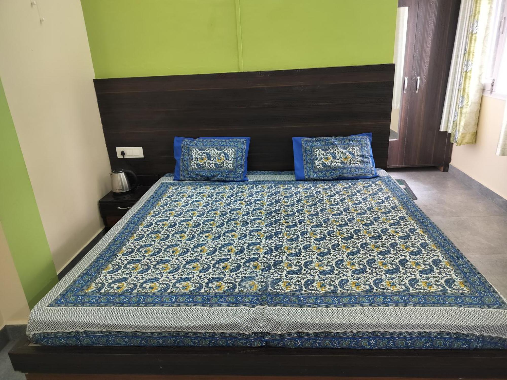 Tree Valley Homestay Chail Esterno foto